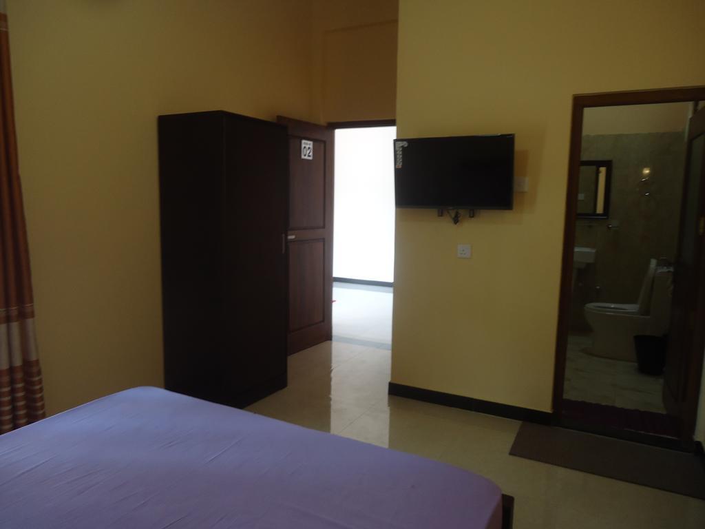 Amawin Resort Hambantota Exterior photo